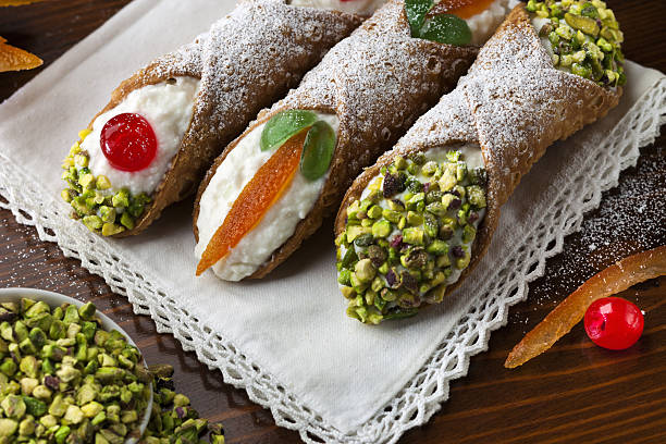 Cannoli Siciliani - Ricotta, chocolate chips